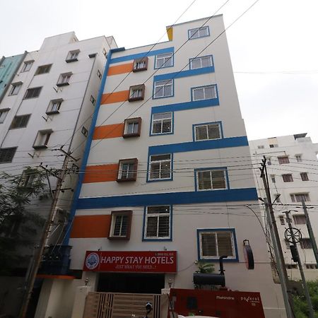 Oyo Happy Stay Hotels Hyderabad Ngoại thất bức ảnh