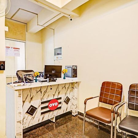 Oyo Happy Stay Hotels Hyderabad Ngoại thất bức ảnh