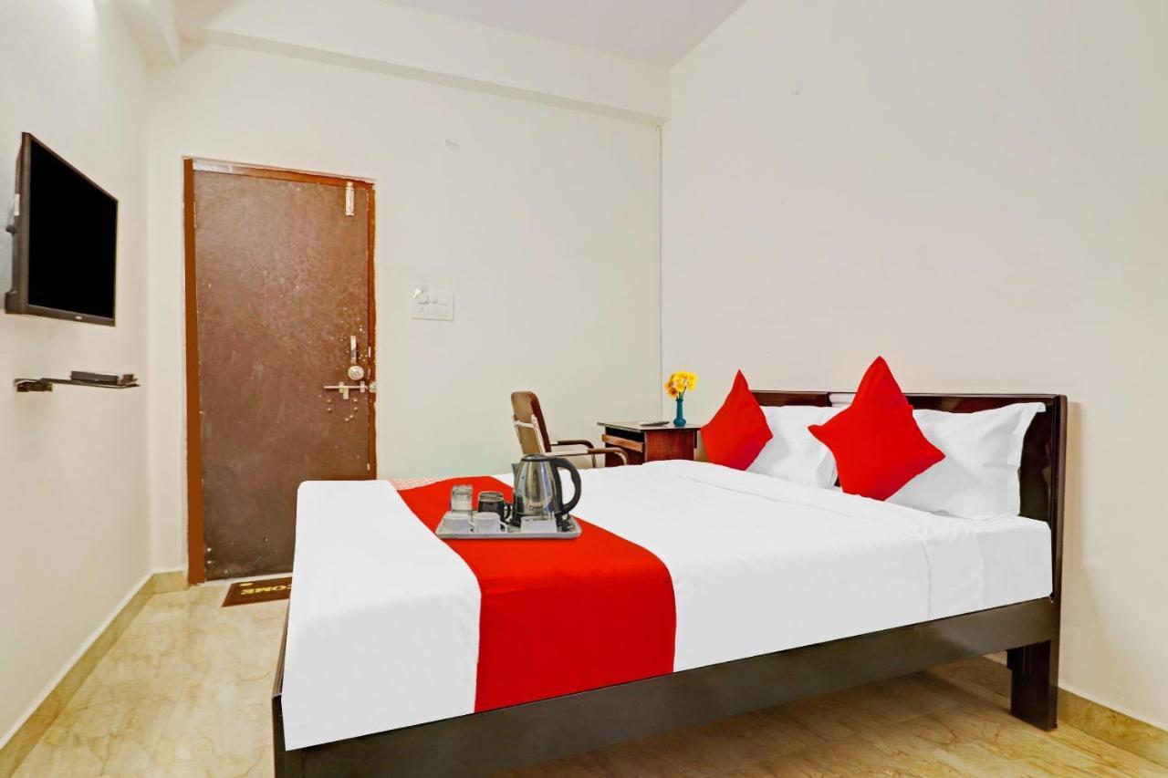 Oyo Happy Stay Hotels Hyderabad Ngoại thất bức ảnh