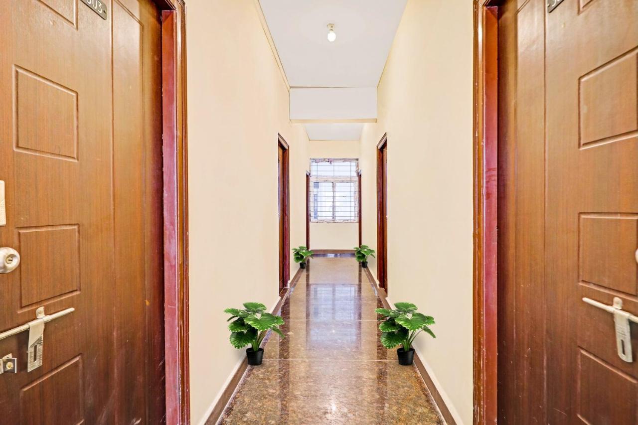 Oyo Happy Stay Hotels Hyderabad Ngoại thất bức ảnh