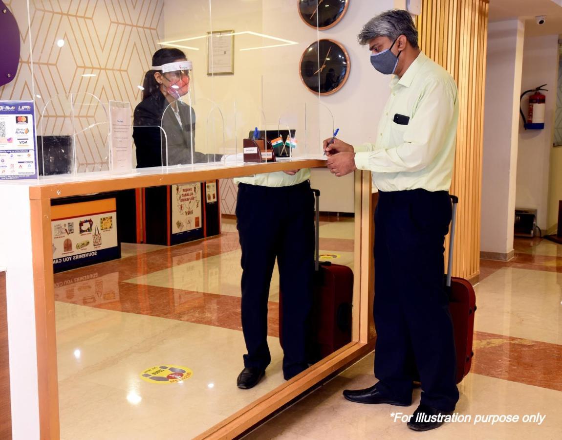 Oyo Happy Stay Hotels Hyderabad Ngoại thất bức ảnh